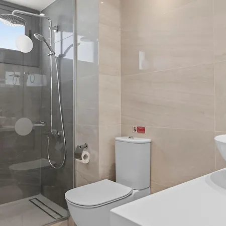 Serenity Waves 9 فيلة *