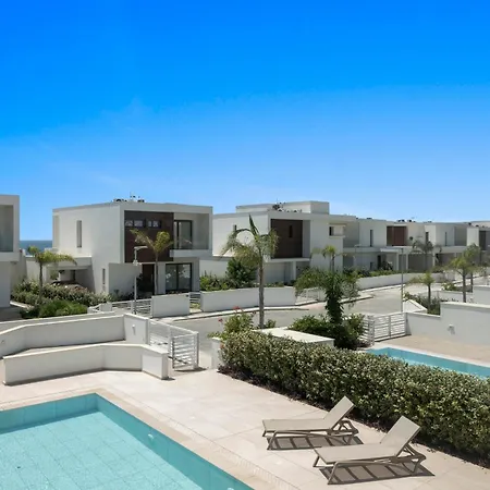 Serenity Waves 9 *